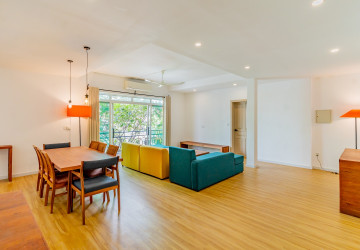 Renovated 3 Bedroom Apartment For Rent - Tonle Bassac, Phnom Penh thumbnail
