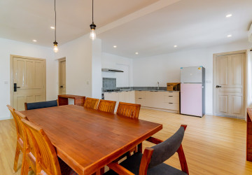 Renovated 3 Bedroom Apartment For Rent - Tonle Bassac, Phnom Penh thumbnail