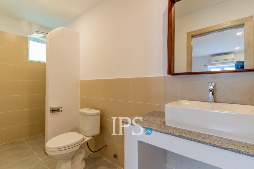 Renovated 3 Bedroom Apartment For Rent - Tonle Bassac, Phnom Penh