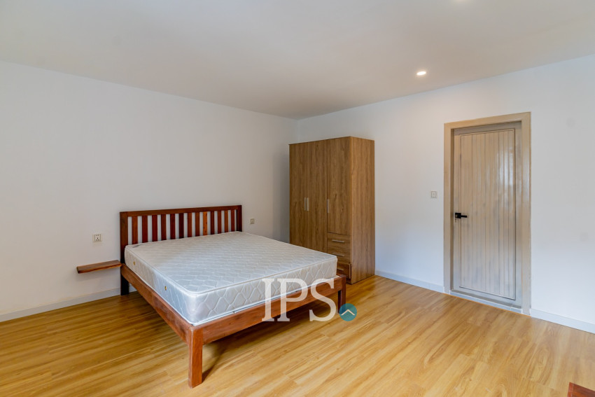 Renovated 3 Bedroom Apartment For Rent - Tonle Bassac, Phnom Penh