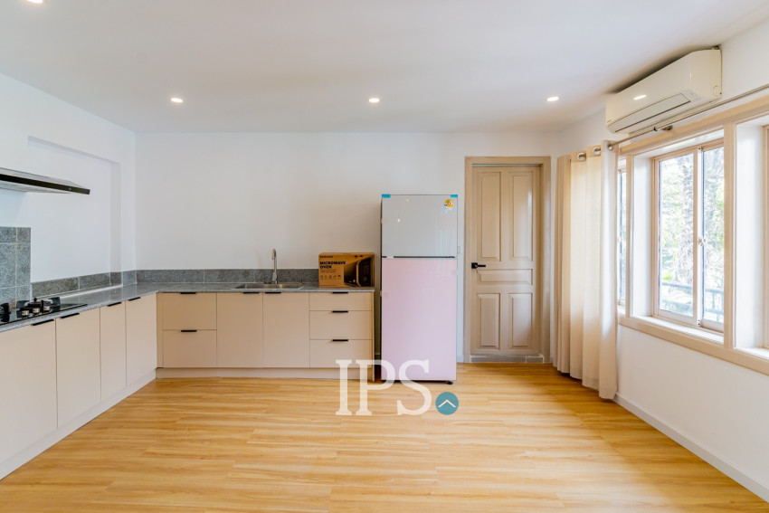 Renovated 3 Bedroom Apartment For Rent - Tonle Bassac, Phnom Penh