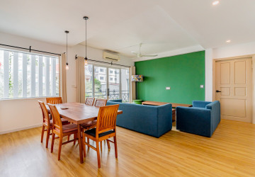 Renovated 3 Bedroom Apartment For Rent - Tonle Bassac, Phnom Penh thumbnail