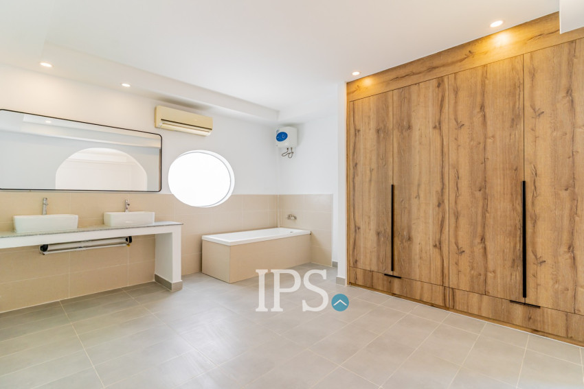 Renovated 3 Bedroom Apartment For Rent - Tonle Bassac, Phnom Penh