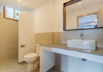 Renovated 3 Bedroom Apartment For Rent - Tonle Bassac, Phnom Penh thumbnail