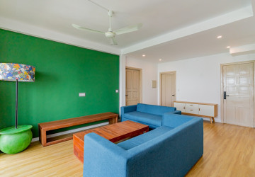 Renovated 3 Bedroom Apartment For Rent - Tonle Bassac, Phnom Penh thumbnail