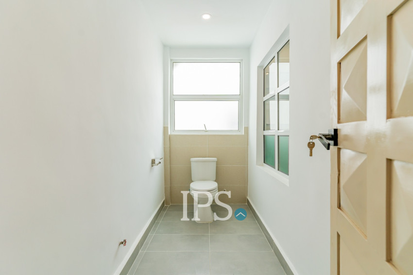 Renovated 3 Bedroom Apartment For Rent - Tonle Bassac, Phnom Penh