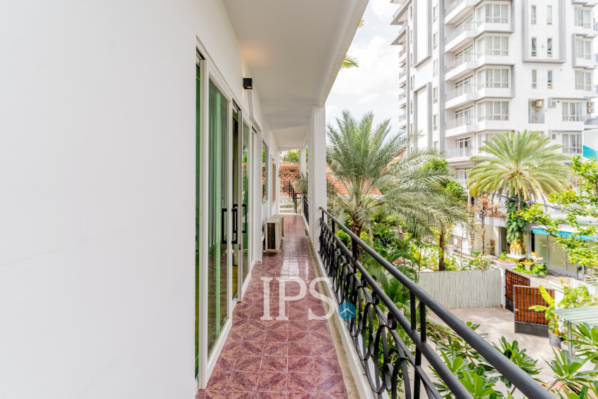 Renovated 3 Bedroom Apartment For Rent - Tonle Bassac, Phnom Penh
