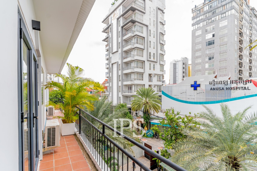 Renovated 3 Bedroom Apartment For Rent - Tonle Bassac, Phnom Penh