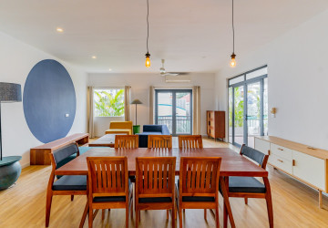 Renovated 3 Bedroom Apartment For Rent - Tonle Bassac, Phnom Penh thumbnail