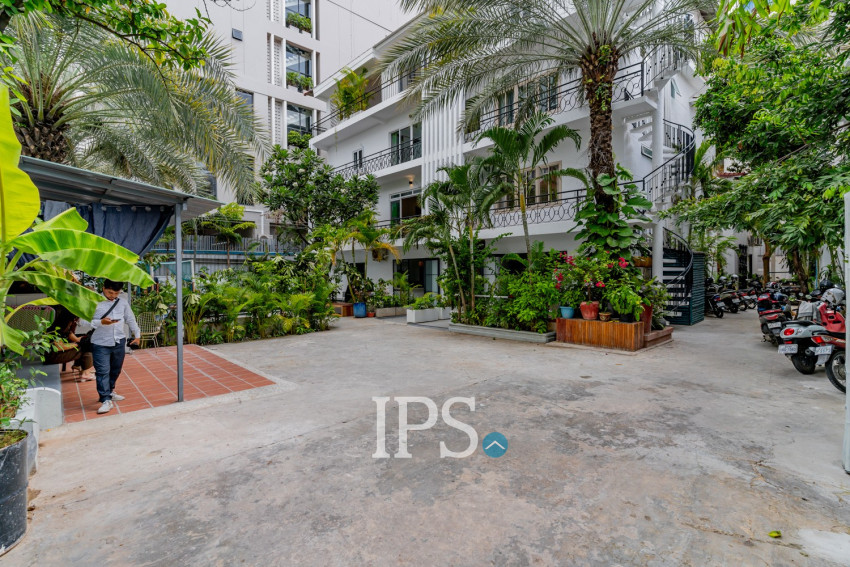 Renovated 3 Bedroom Apartment For Rent - Tonle Bassac, Phnom Penh