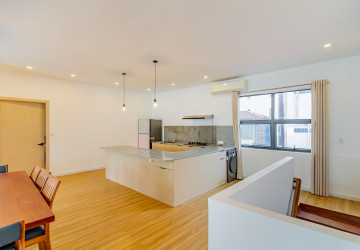 Renovated 3 Bedroom Apartment For Rent - Tonle Bassac, Phnom Penh thumbnail