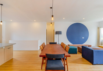 Renovated 3 Bedroom Apartment For Rent - Tonle Bassac, Phnom Penh thumbnail