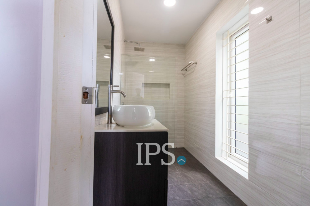 2 Bedroom Villa For Rent - Svay Dangkum, Siem Reap - Image 23