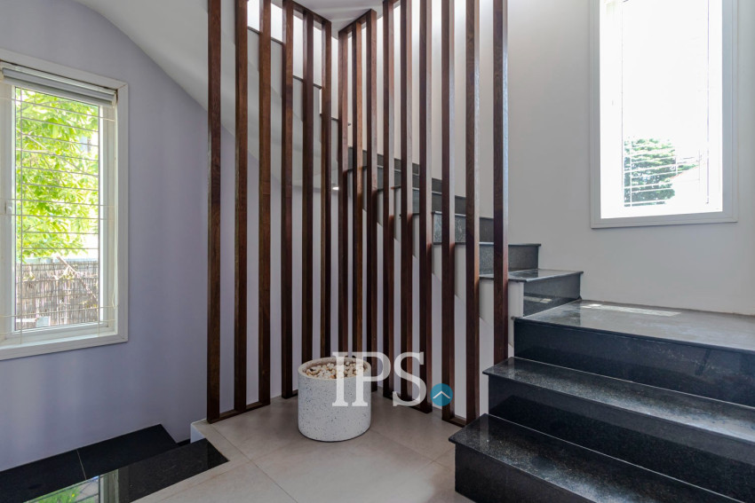 2 Bedroom Villa For Rent - Svay Dangkum, Siem Reap