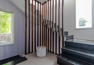 2 Bedroom Villa For Rent - Svay Dangkum, Siem Reap thumbnail