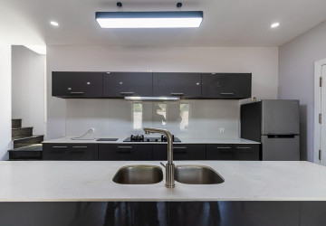 2 Bedroom Villa For Rent - Svay Dangkum, Siem Reap thumbnail