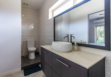 2 Bedroom Villa For Rent - Svay Dangkum, Siem Reap thumbnail