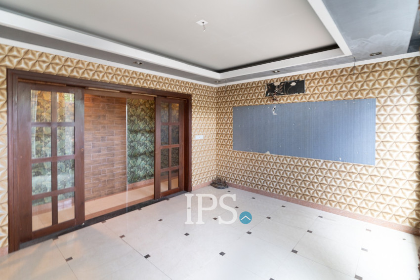 168 Sqm Shophouse For Rent - Tonle Bassac, Phnom Penh