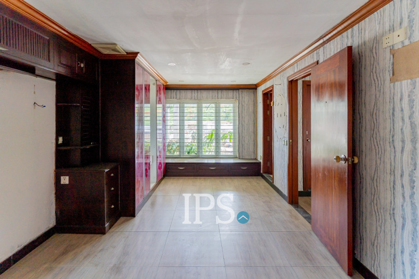 168 Sqm Shophouse For Rent - Tonle Bassac, Phnom Penh