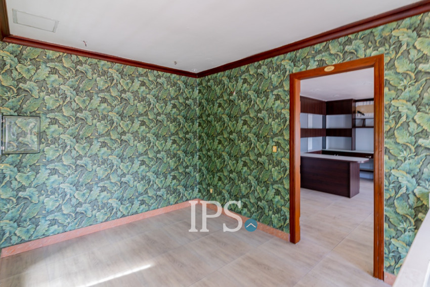 168 Sqm Shophouse For Rent - Tonle Bassac, Phnom Penh