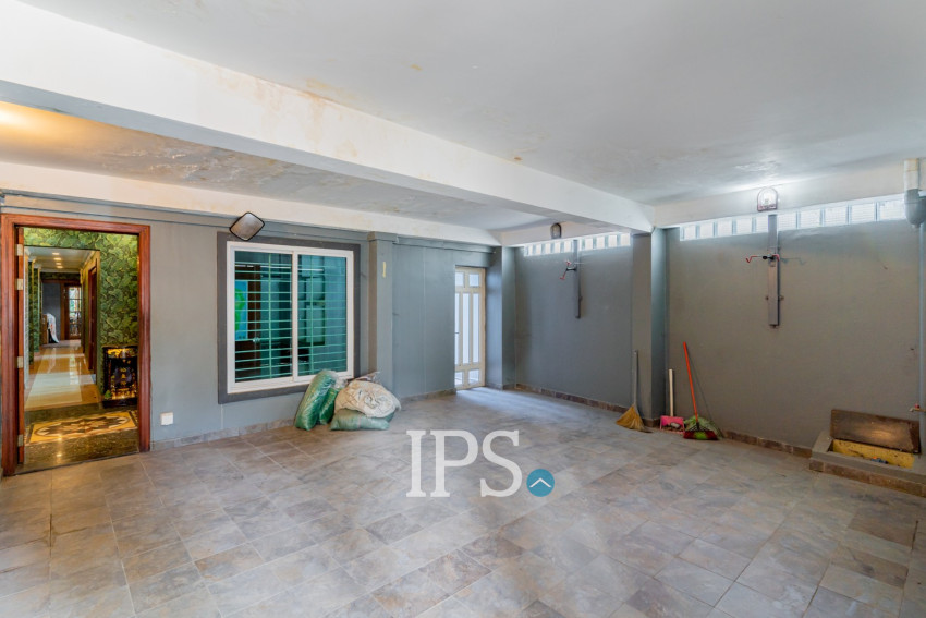 168 Sqm Shophouse For Rent - Tonle Bassac, Phnom Penh