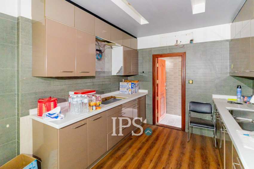 168 Sqm Shophouse For Rent - Tonle Bassac, Phnom Penh