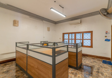 7 Bedroom Commercial Villa For Rent - BKK1, Phnom Penh thumbnail