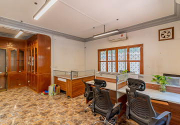 7 Bedroom Commercial Villa For Rent - BKK1, Phnom Penh thumbnail