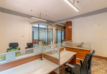 7 Bedroom Commercial Villa For Rent - BKK1, Phnom Penh thumbnail