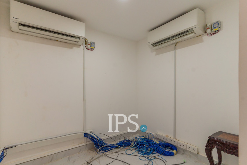 7 Bedroom Commercial Villa For Rent - BKK1, Phnom Penh