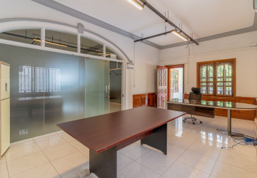7 Bedroom Commercial Villa For Rent - BKK1, Phnom Penh thumbnail