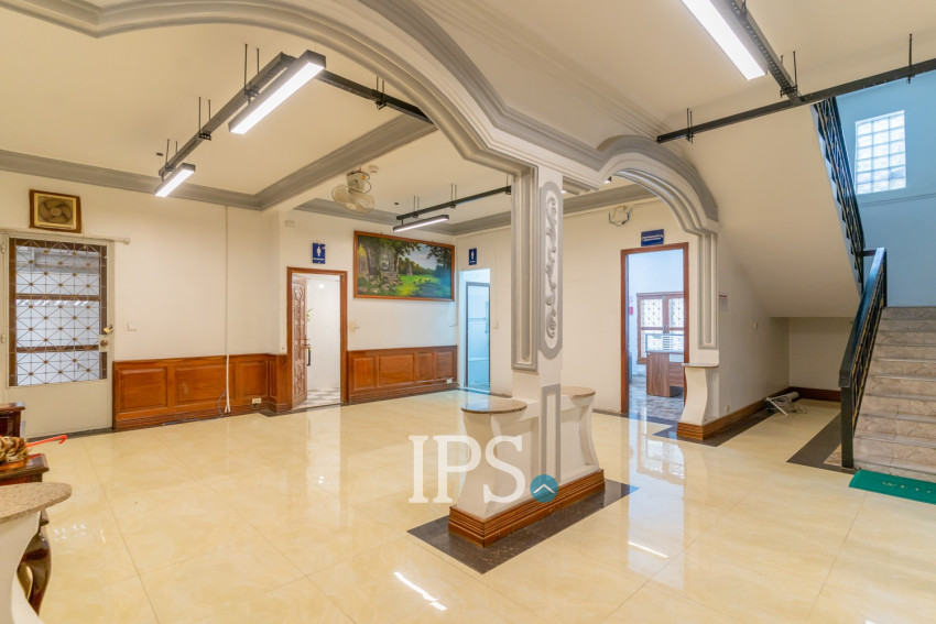 7 Bedroom Commercial Villa For Rent - BKK1, Phnom Penh