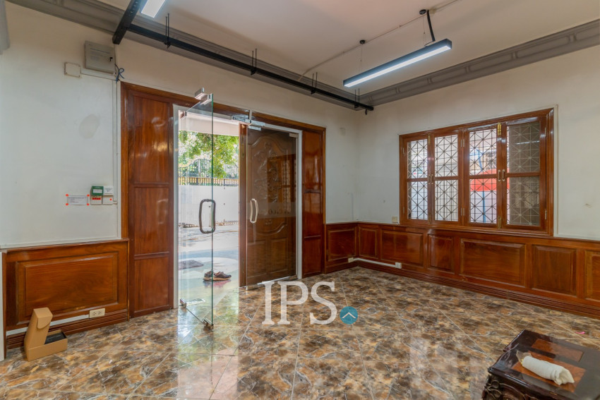 7 Bedroom Commercial Villa For Rent - BKK1, Phnom Penh
