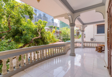 7 Bedroom Commercial Villa For Rent - BKK1, Phnom Penh thumbnail
