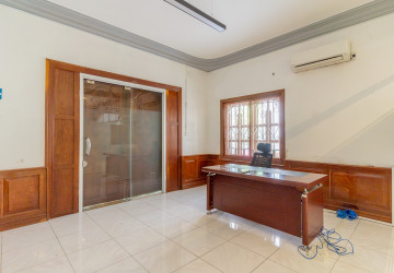 7 Bedroom Commercial Villa For Rent - BKK1, Phnom Penh thumbnail