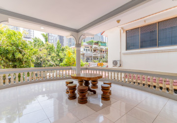 7 Bedroom Commercial Villa For Rent - BKK1, Phnom Penh thumbnail