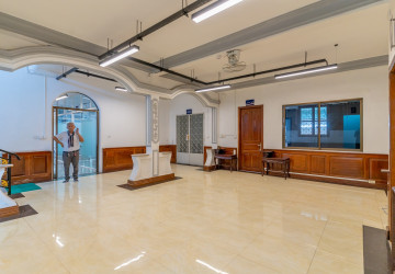 7 Bedroom Commercial Villa For Rent - BKK1, Phnom Penh thumbnail