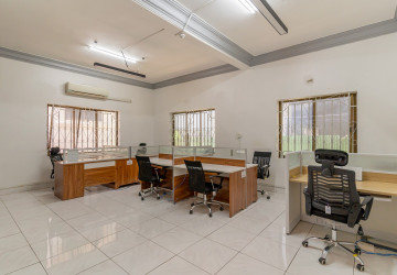 7 Bedroom Commercial Villa For Rent - BKK1, Phnom Penh thumbnail