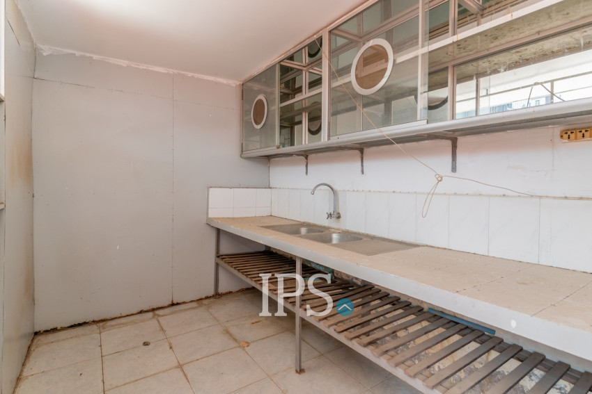 7 Bedroom Commercial Villa For Rent - BKK1, Phnom Penh