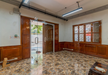 7 Bedroom Commercial Villa For Rent - BKK1, Phnom Penh thumbnail