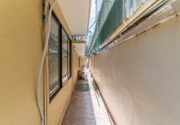 7 Bedroom Commercial Villa For Rent - BKK1, Phnom Penh thumbnail