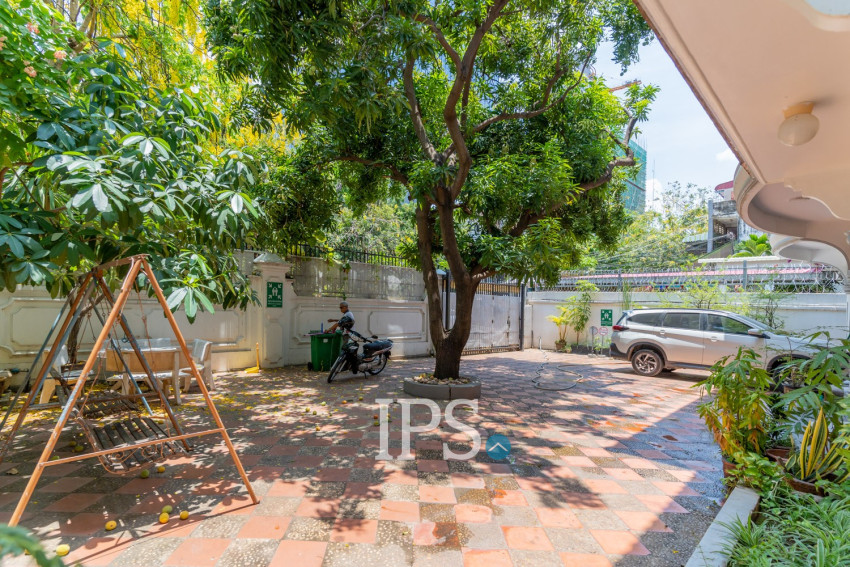 7 Bedroom Commercial Villa For Rent - BKK1, Phnom Penh