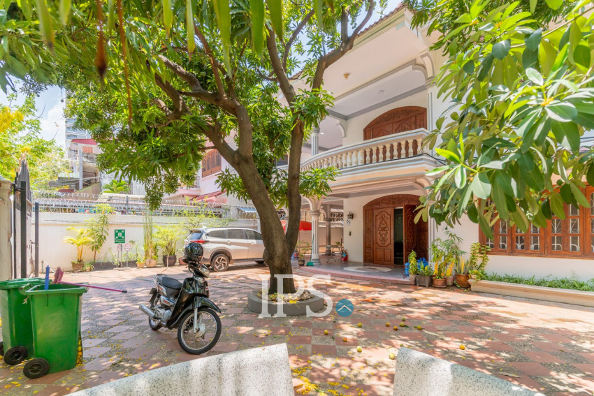 7 Bedroom Commercial Villa For Rent - BKK1, Phnom Penh