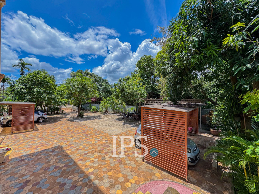 2 Bedroom Apartment For Rent - Svay Dangkum, Siem Reap