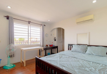2 Bedroom Apartment For Rent - Svay Dangkum, Siem Reap thumbnail
