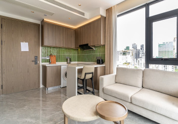 1 Bedroom Serviced Apartment For Rent - Tonle Bassac, Phnom Penh thumbnail