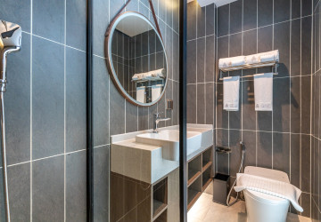 1 Bedroom Serviced Apartment For Rent - Tonle Bassac, Phnom Penh thumbnail