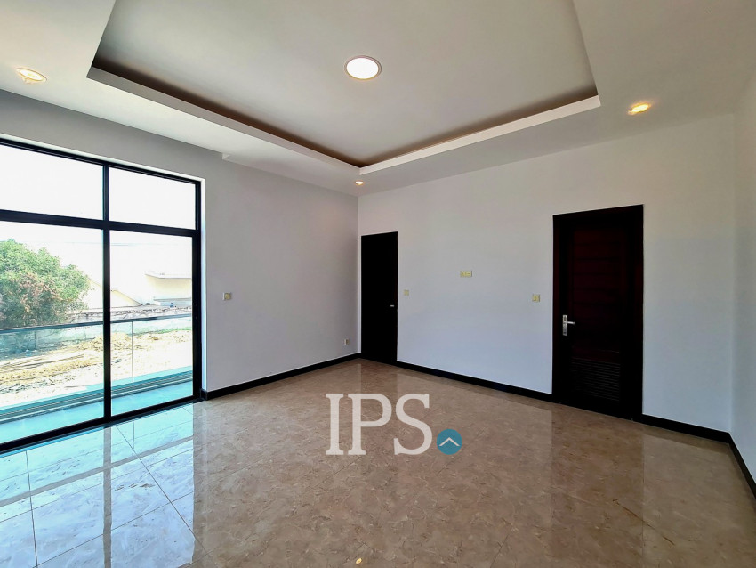 4 Bedroom Twin Villa For Sale - Borey Tourism, Kandaek, Prasat Bakong, Siem Reap