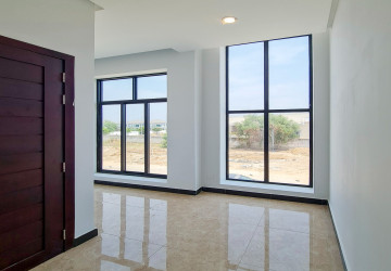 4 Bedroom Twin Villa For Sale - Borey Tourism, Kandaek, Prasat Bakong, Siem Reap thumbnail