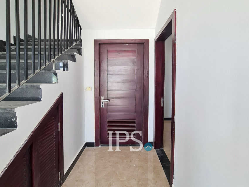 4 Bedroom Twin Villa For Sale - Borey Tourism, Kandaek, Prasat Bakong, Siem Reap